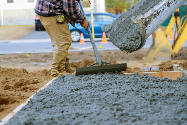 Best Best Concrete Contractor  in Farmington, UT